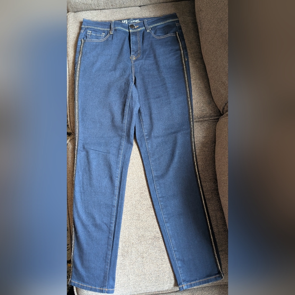 DG2 Diane Gilman New Classic Stretch Denim Rhinestone Trim Skinny Jeans